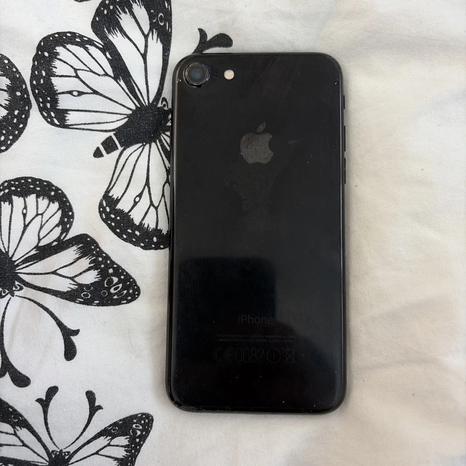 Apple iPhone 7 A1778 Nero Lucido Jet Black 256gb 4218 - Immagine 4 di 4