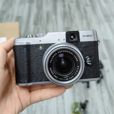 Fujifilm Fuji X Series X20 12.0MP Digital Camera Silver 90% new-Tested