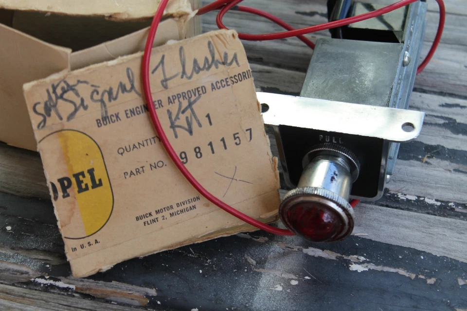 Pisca-pisca Buick Opel 4 vias vintage sob painel ou através do painel - Imagem 2 de 4