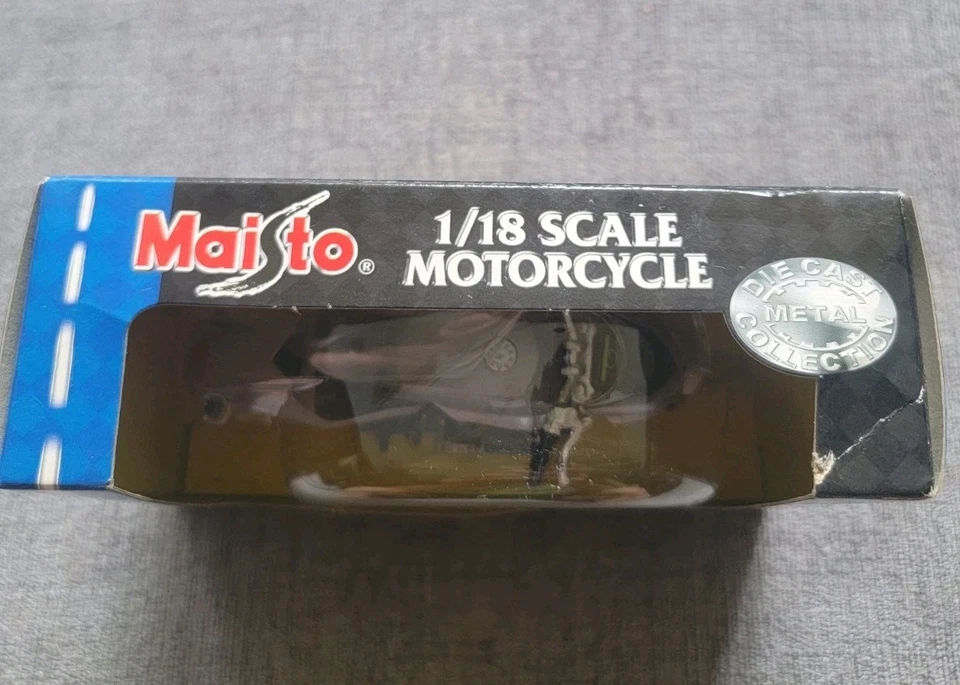 Maisto 1:18 Munch Mammut 2001 Motorcycle Die-Cast NIB Gray New in Box - Image 4 of 4