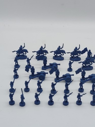 Parker Brothers 2003 Risk Board Game 41 Replacement Blue Game Pieces_S TWO SEVEN - Picture 2 of 3