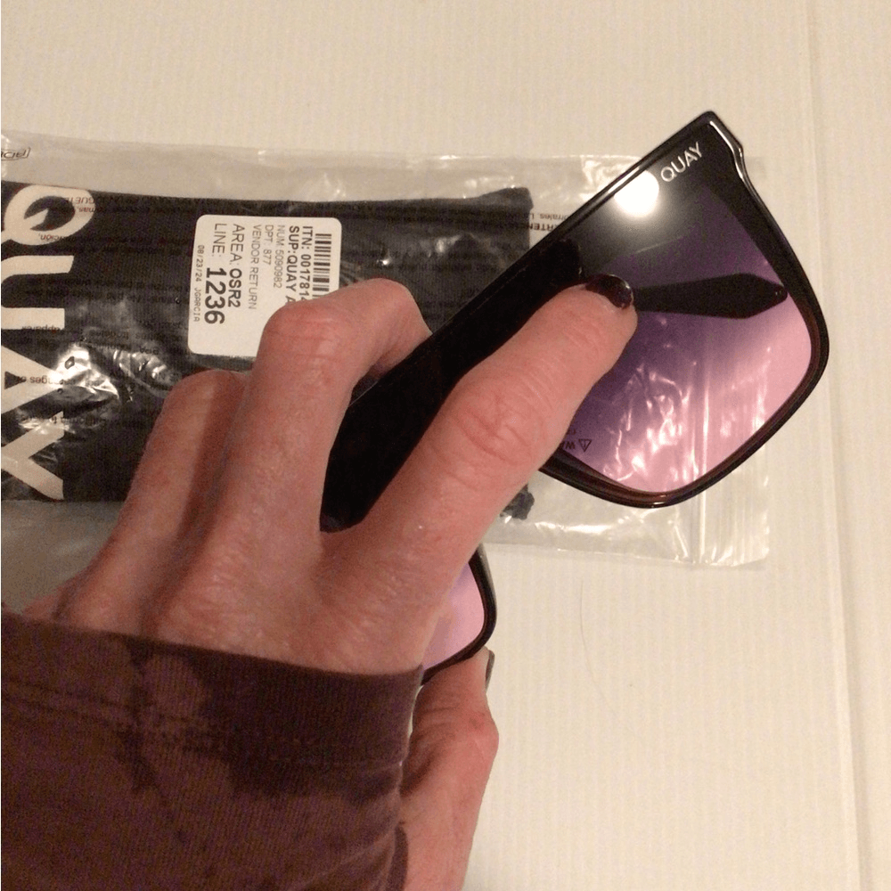 NEW Rare! ReAD* Quay Hindsight black purple fade sunglasses  display picture 3