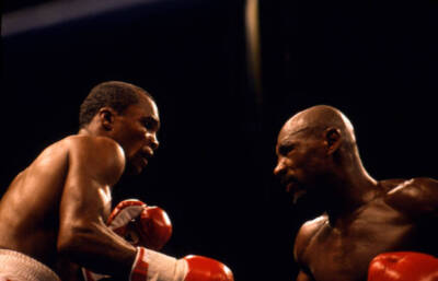 Marvin Hagler Sugar Ray Leonard Boxing Match on April 6 1987 in Ca- Old Photo 7