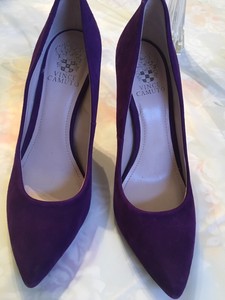 vince camuto purple heels