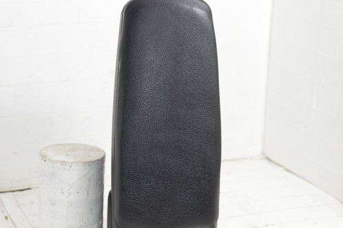 Audi A4 S4 Armrest CENTER Console B6 B7 Arm Rest TRIM BEZEL LOWER OEM - Picture 15 of 22