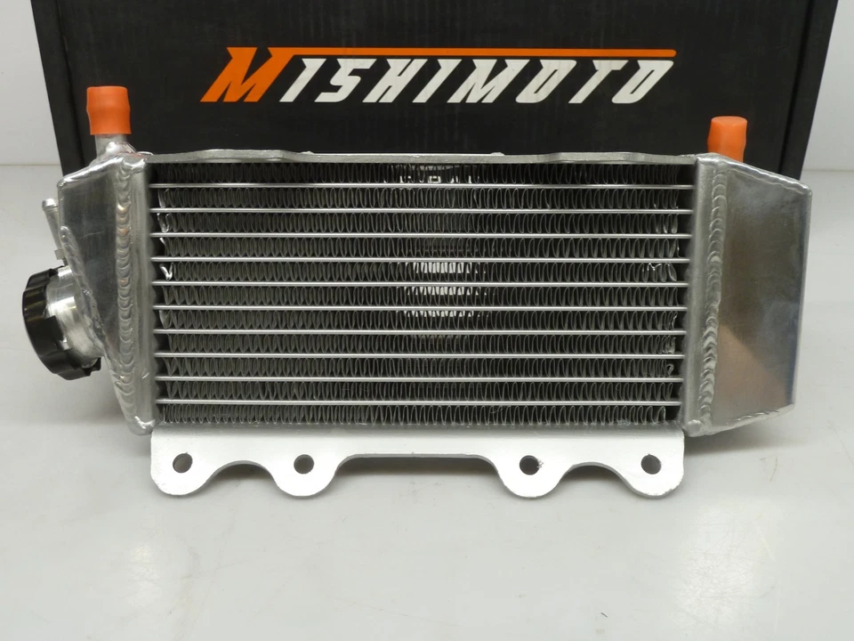 Radiador lado derecho Yamaha YZ250F '03-'05 WR250F '03-'06 Mishimoto Aftermarket. Foto 2 de 4