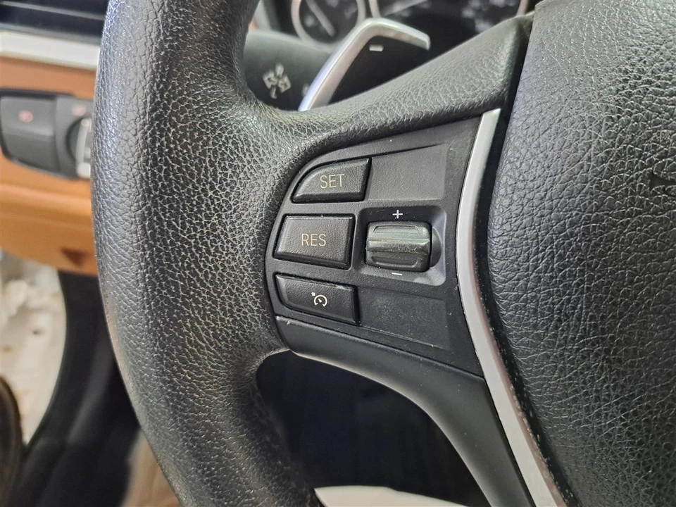 Steering Wheel 2014 328i Gt Sku#4207572 - Image 2 of 4