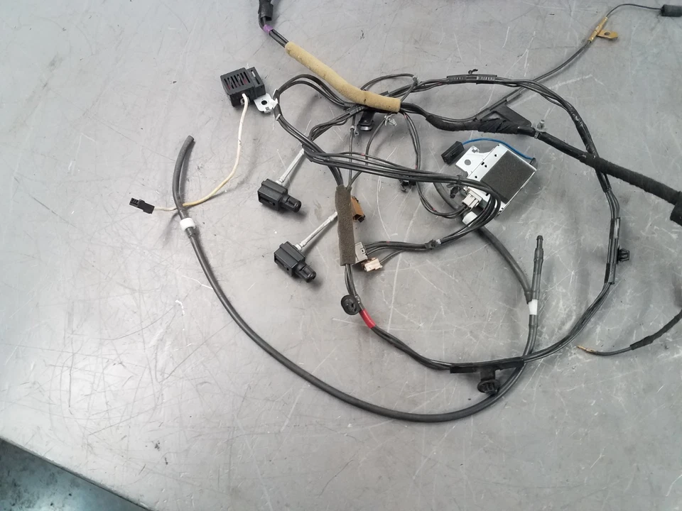 Chicote de fios para rádio/antena Nissan GT-R GTR R35 #8000 M5 - Imagem 3 de 4