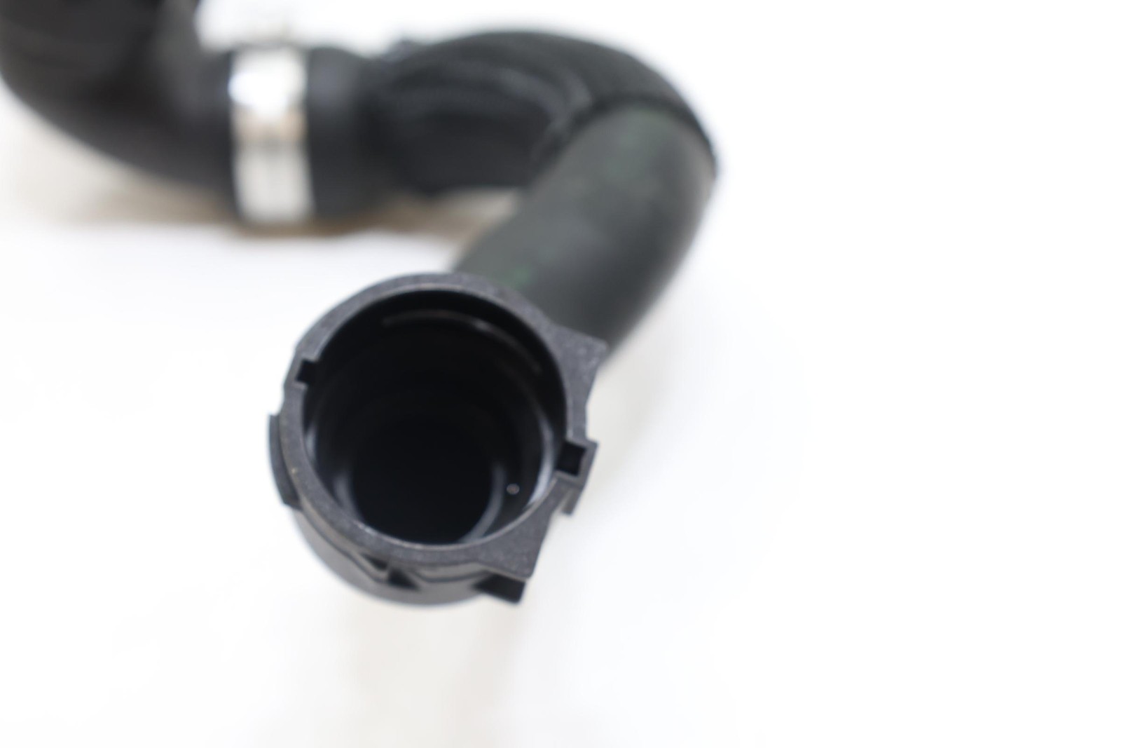 2020 - 2024 BMW M235I F44 2.0L RADIATOR WATER COOLANT HOSE PIPE TUBE OEM