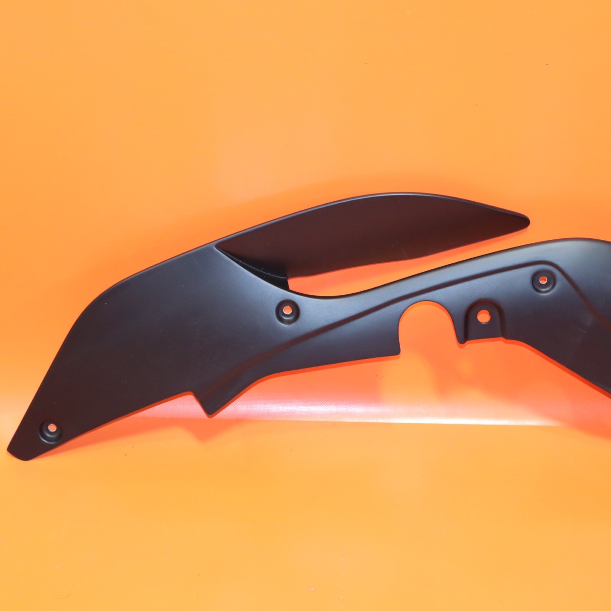 Ferrari 488 2018-2020 FRONT+LEFT+LOWER Front bumper P/N 824025