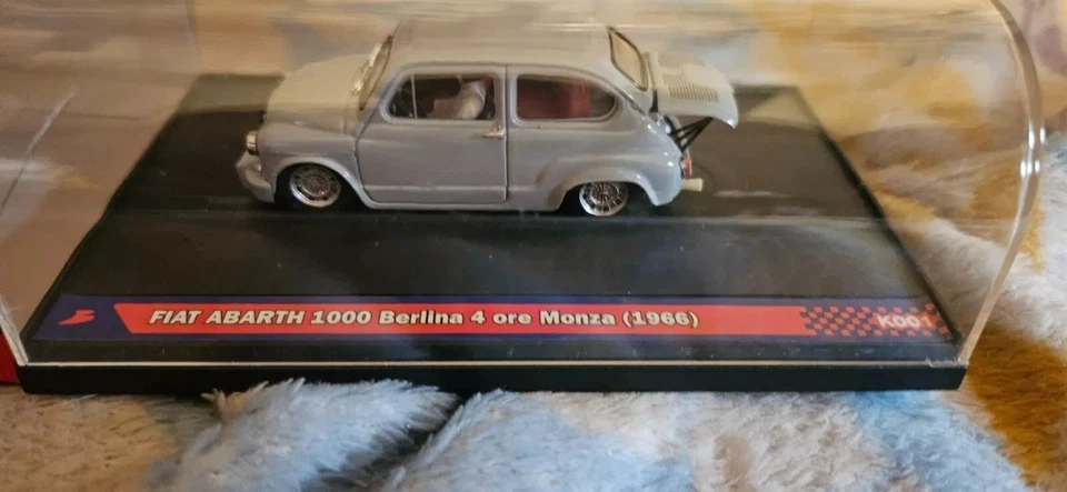 Brumm K001 - Fiat Abarth 1000 Berlina 4 ore Monza 1966 - scale 1:43 - Immagine 3 di 4