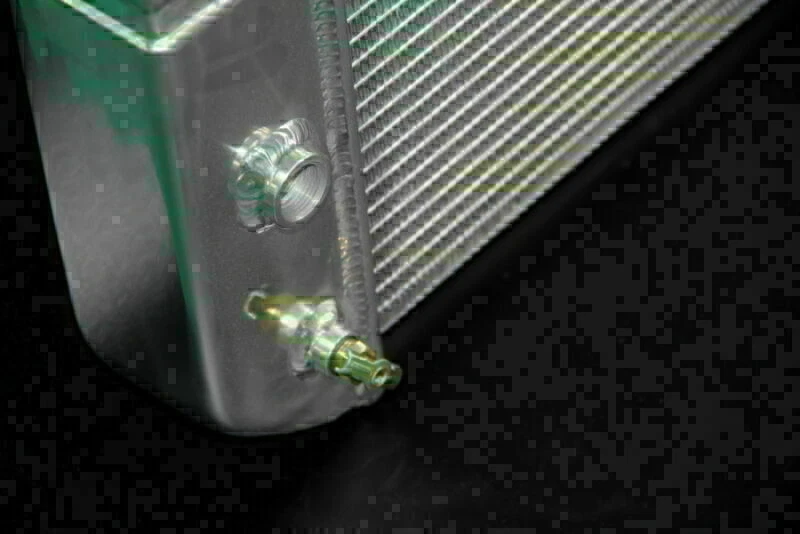 Radiador pulido KKS 3 filas para 88-00 Chevy GMC C/K 2500 3500 Suburban 7.4 454 V8 Foto 2 de 4