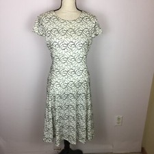 Alfani A-line Dress Size 10 Womans White Black Floral Lace Cap Sleeve Stretch