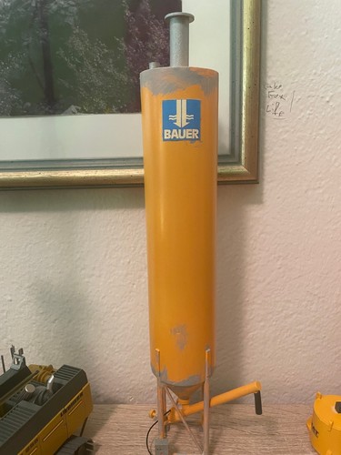 BAUER BG MAT CEMENT SILOS BAUER RTG21 LIEBHERR HS 1:50_SOILMEC CONRAD ...