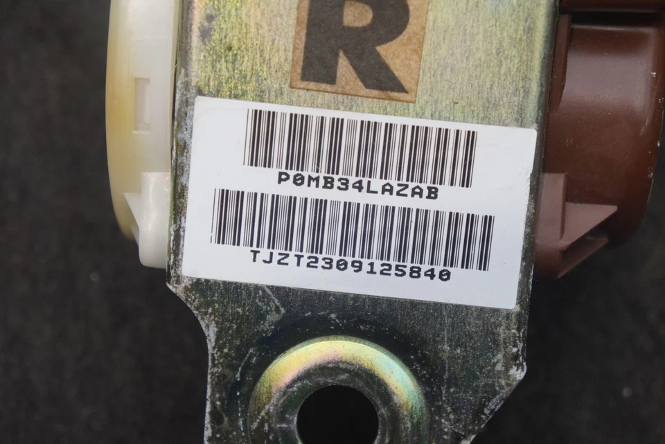 Retractor cinturón seguridad pasajero delantero derecho MB34LAZAB Chrysler Plymouth Prowler Foto 3 de 3