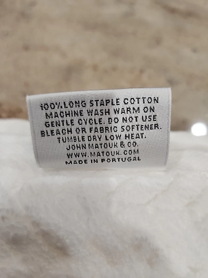 New MATOUK Set Of 2 White Seville Collection Bath Towel - Image 3 of 3