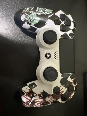 battle beaver controller with 2 standard buttons X O and everything smart clicks