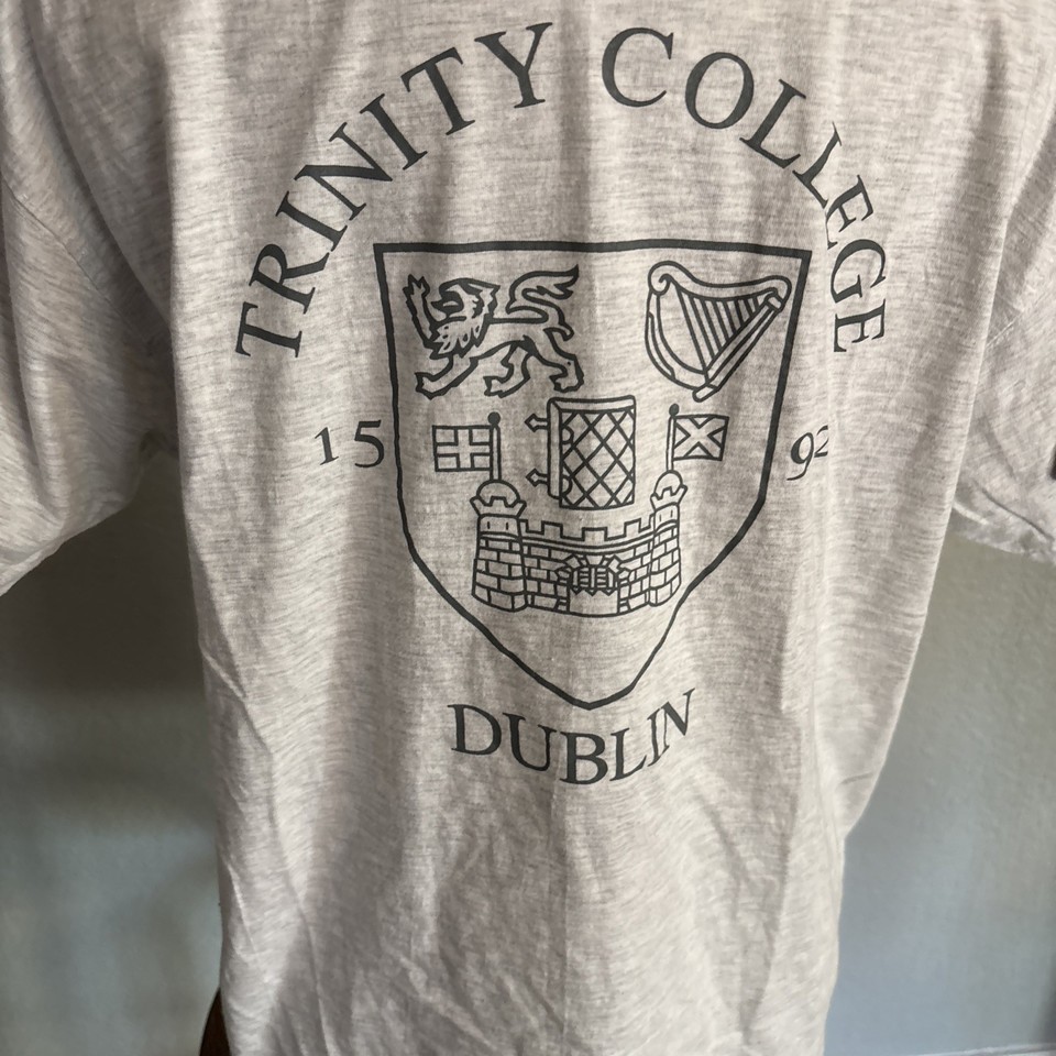 Trinity College Dublin Graphic T Shirt Crew Short Sleeve Large