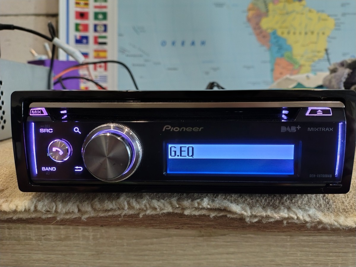 Pioneer DEH X8700DAB Car Stereo Mobile Media Station Fully Working