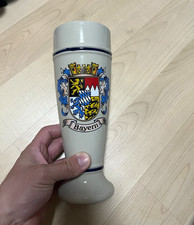 Keramik Krug mit Bayern Wappen, beige/blau, rund, gl&auml;nzend, 24 cm