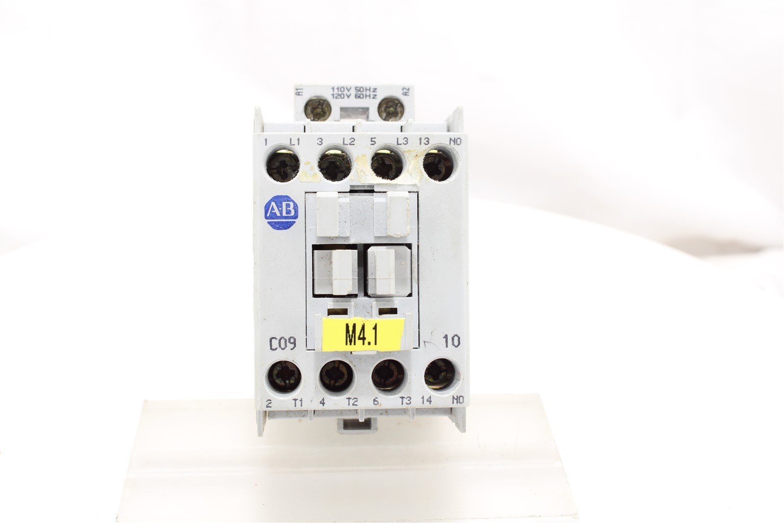 Allen-Bradley 100-C09D10 Contactor 9A 3-Pole 120VAC Coil