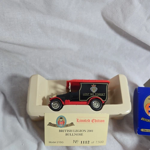 VANS Furgone Oxford pressofuso nero e rosso Per non dimenticare R.B.L