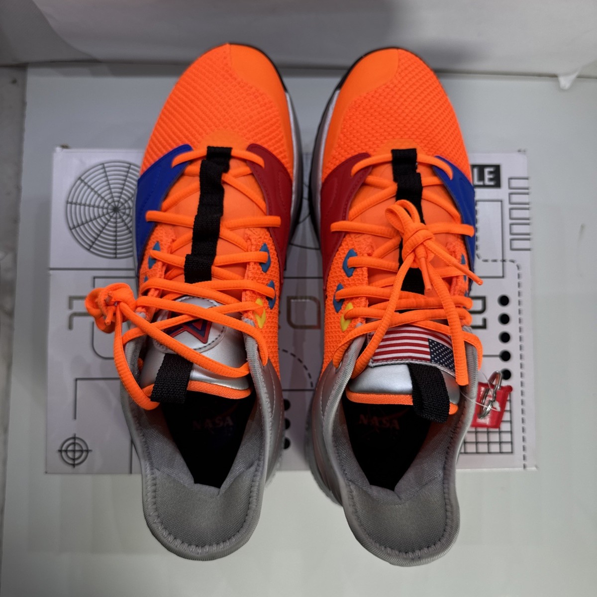 Nike NASA x PG 3 Armstrong Building 703 Total Orange CI2666-800 Sneakers Size 11 Nike NASA x PG 3 Armstrong Building 703 Orange Basketball  main image 2