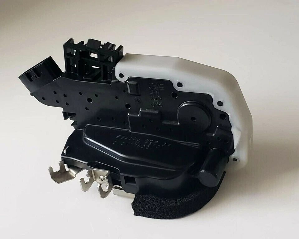 LIFE WARRANTY 2011 - 2017 Genuine Nissan Juke Door Lock Latch Actuator LEFT REAR - Image 2 of 4