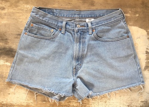 VINTAGE LEVIS 550 Denim CUT OFF Shorts 