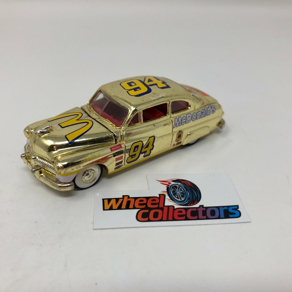 #3146  '49 Mercury Sedan * Diecast Model 1:55 Scale Racing Champions * T11