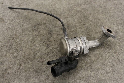 Audi R8 42 & R8 4S Kombiventil 07L131101F AGR Ventil Adapter 07L131166G rechts