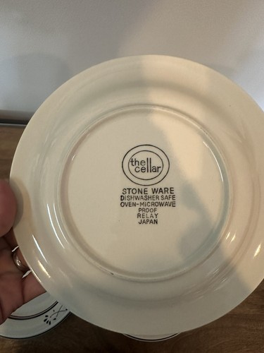 The Cellar By Japan Plates 8", Lot Of 5, Stoneware - Picture 6 of 6
