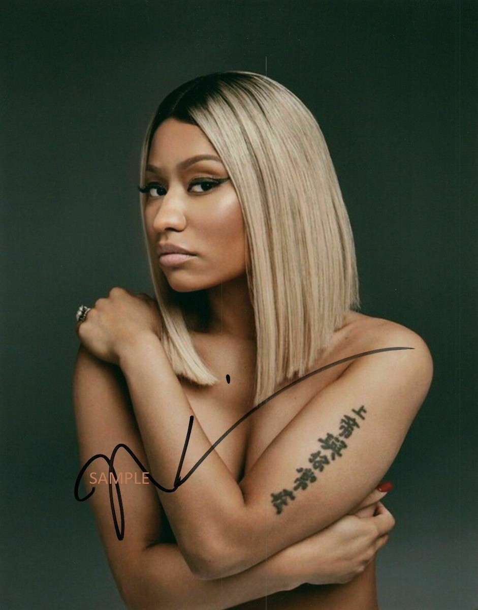 NICKI MINAJ #2 REPRINT SIGNED 8X10 PHOTO AUTOGRAPHED CHRISTMAS MAN