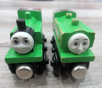 Vintage OLIVER & DUCK Thomas & Friends Wooden Railway Flat Magnets 1994 1st Ed.