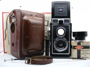 Zeiss Ikon Ikoflex Ic 886/16 TLR 120 film camera 75mm f3.5 lens No Q 23594 CLA'd
