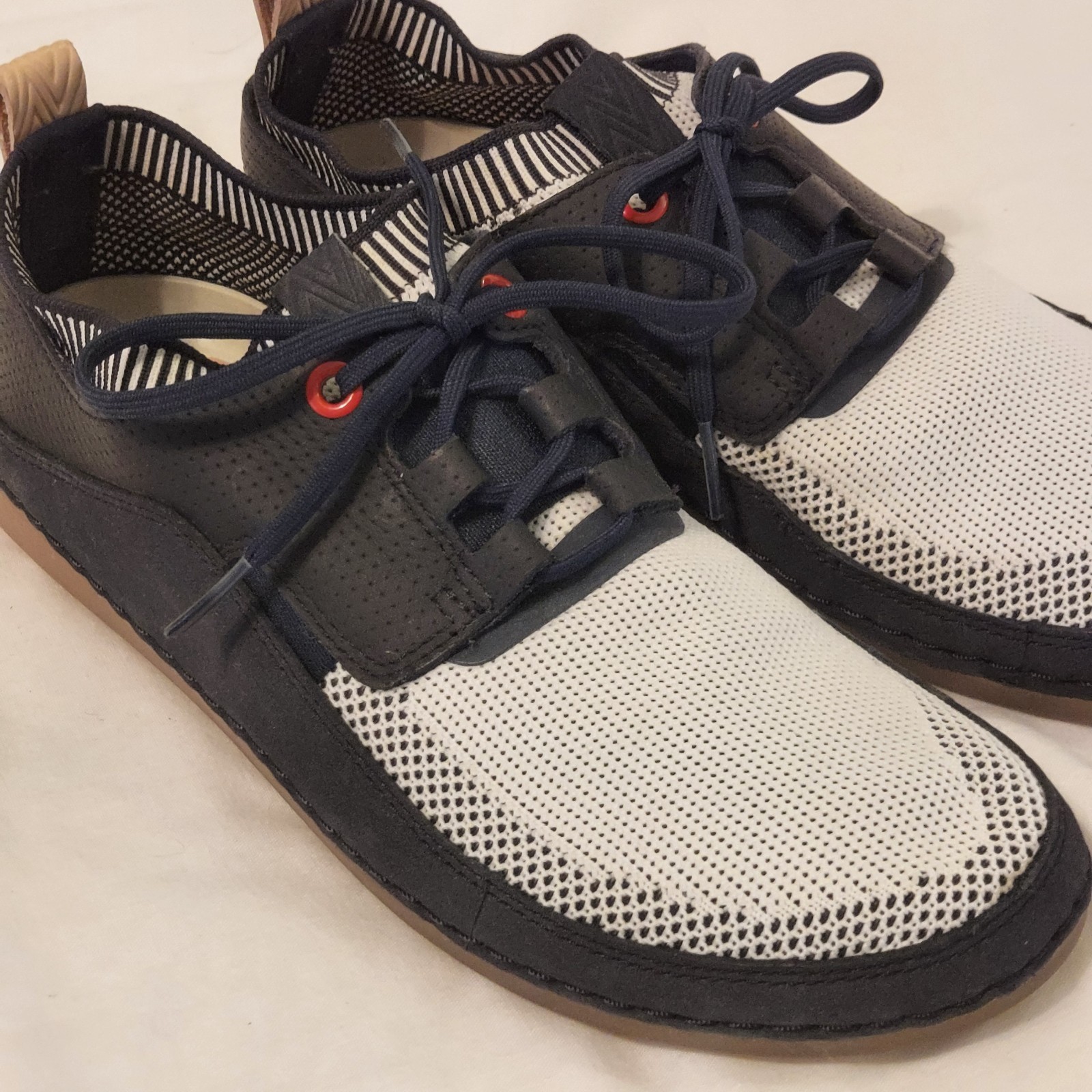 Rare Clarks Womens 7.5B Nature VI Navy & White Slip-On Or Lace-Up Leather Shoes image 5