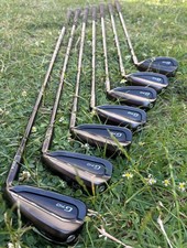 Ping G710 - Orange Dot, Graphite Shafts, Arccos Grips - Iron set - 7 clubs