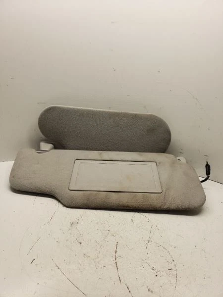 Parasol para pasajeros viseras dobles para 03-05 CROWN VICTORIA 1078703 Foto 2 de 4