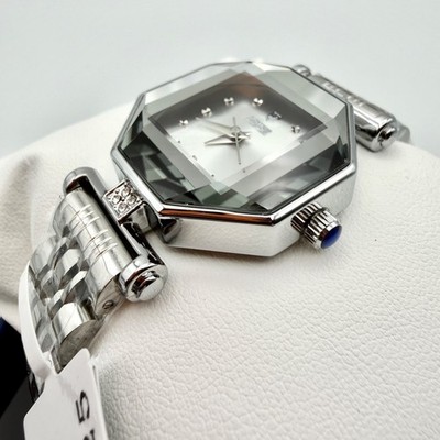NEW MONTRES PRESTIGE x INVICTA Women display picture 3