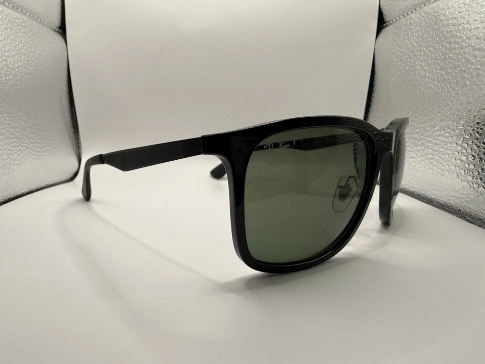 Gafas de sol polarizadas Ray Ban RB 4313 lentes grises, 58-19, 140, 3P Foto 2 de 3
