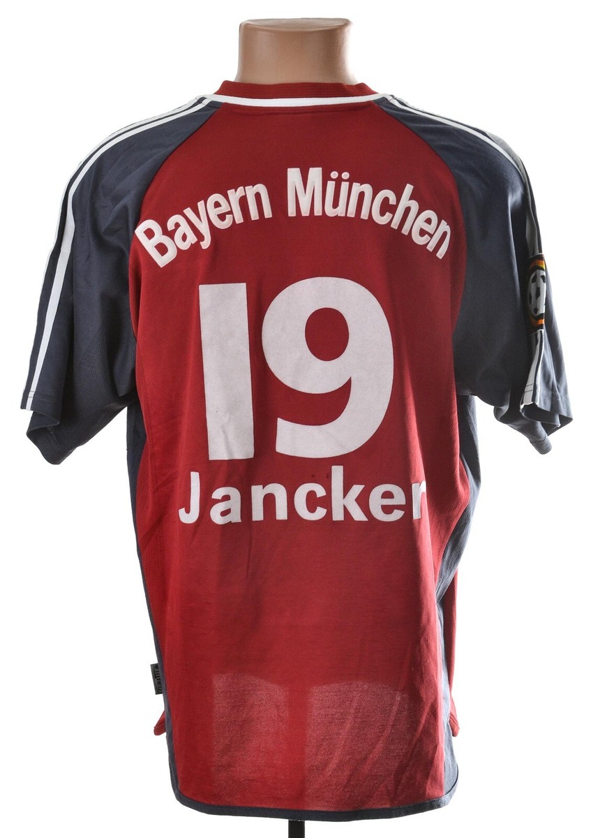 adidas製　01 02 Bayern München ユニフォーム BAYERN MUNICH 2001/2002 HOME FOOTBALL SHIRT ADIDAS M #19