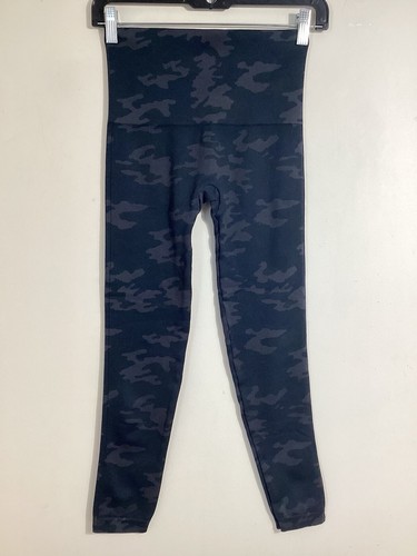 Spanx Camo Crop Leggings Size M Teal Shapewear Capri Mid Rise Athleisure - Picture 3 of 6