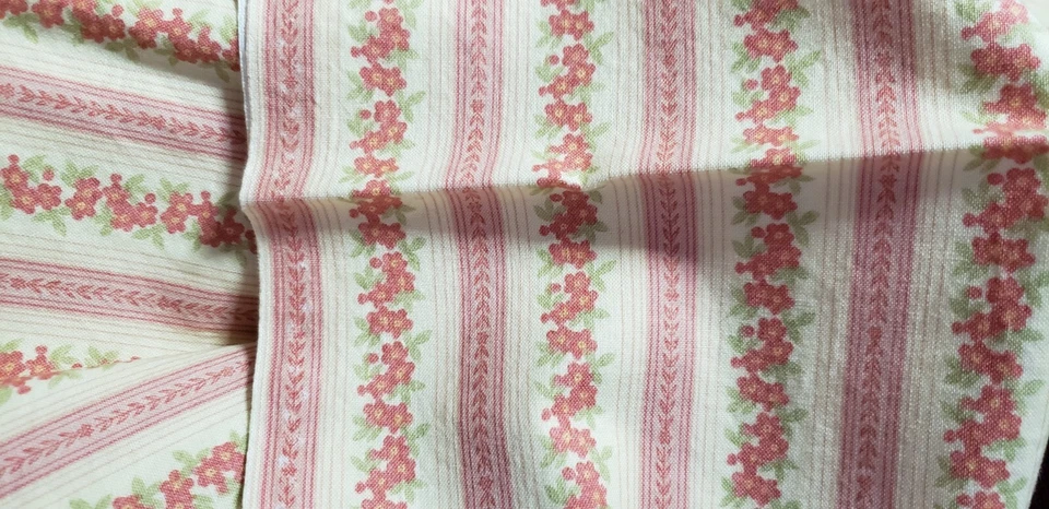 Pink Yellow Cotton Sewing Fabric Material Moda Fabrics Crafts 1 1/2 Yards - Image 2 of 4