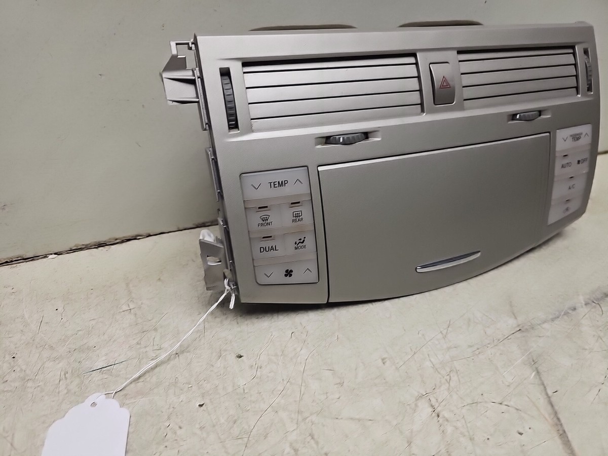 05-10 TOYOTA AVALON RADIO DUAL ZONE CLIMATE CONTROL BEZEL DASH