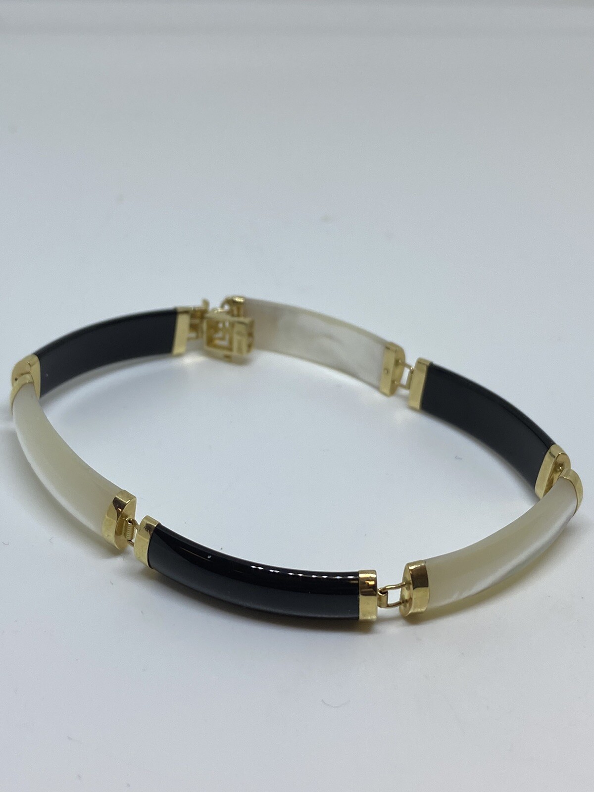 14KT YELLOW GOLD ESTATE BLACK ONYX AND MOTHER OF … - image 6