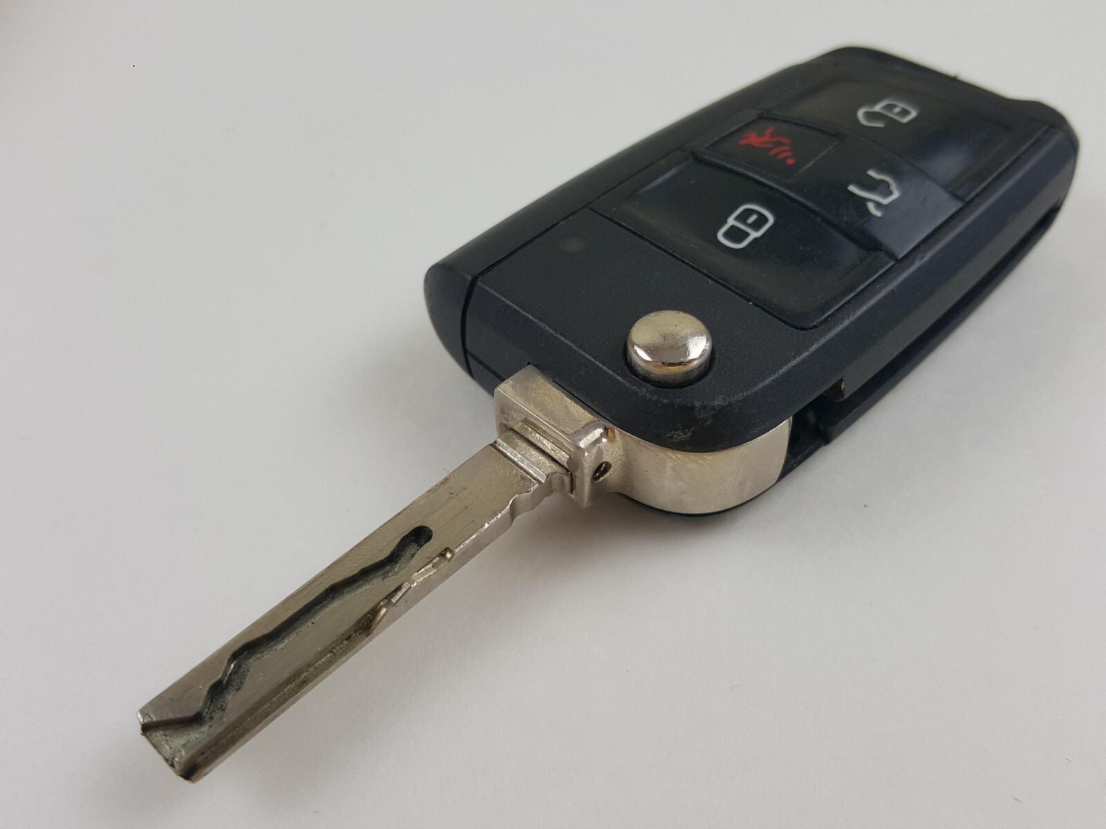 FOR PARTS ONLY ORIGINAL VOLKSWAGEN VW 15-21 OEM FLIP KEY LESS ENTRY REMOTE FOB