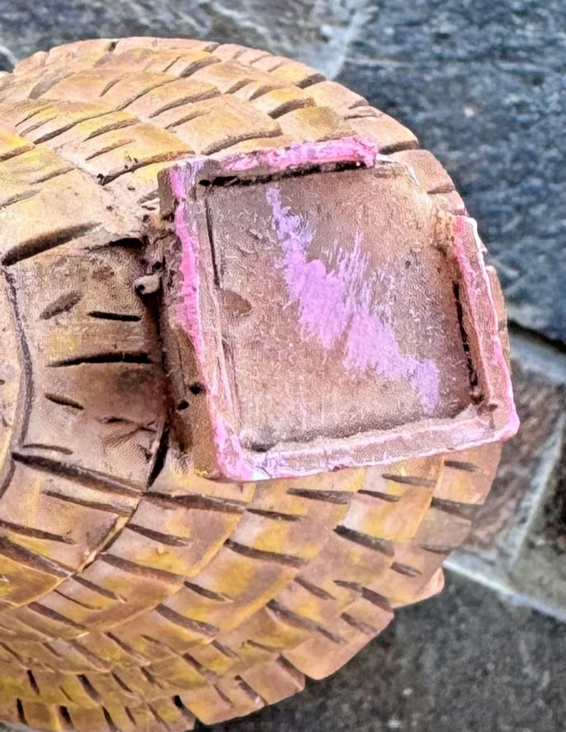 LOT OF 18 FAIRY GARDEN MINIATURES, 3 HOUSES, 2 BENCHES & 13 PEOPLE & ACCESSORIES