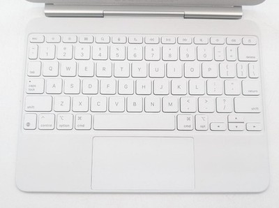 Apple Magic Keyboard iPad Air 11
