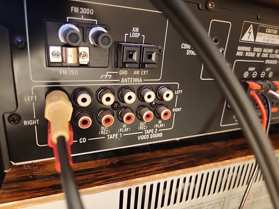 JVC RX-212 Receiver HiFi Stereo Vintage Phono 2 Channel Home Theater Audio Tuner - Image 3 of 4