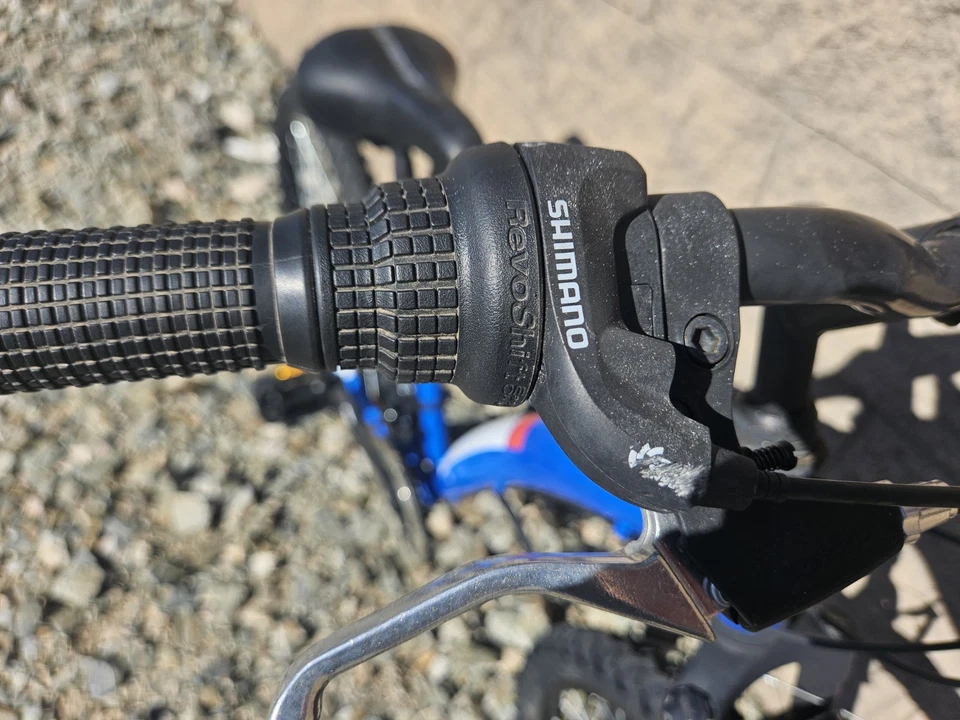 Mountain bike Diamondback Cobra 24" infantil juvenil suspensão dianteira MTB - Azul - Imagem 3 de 4